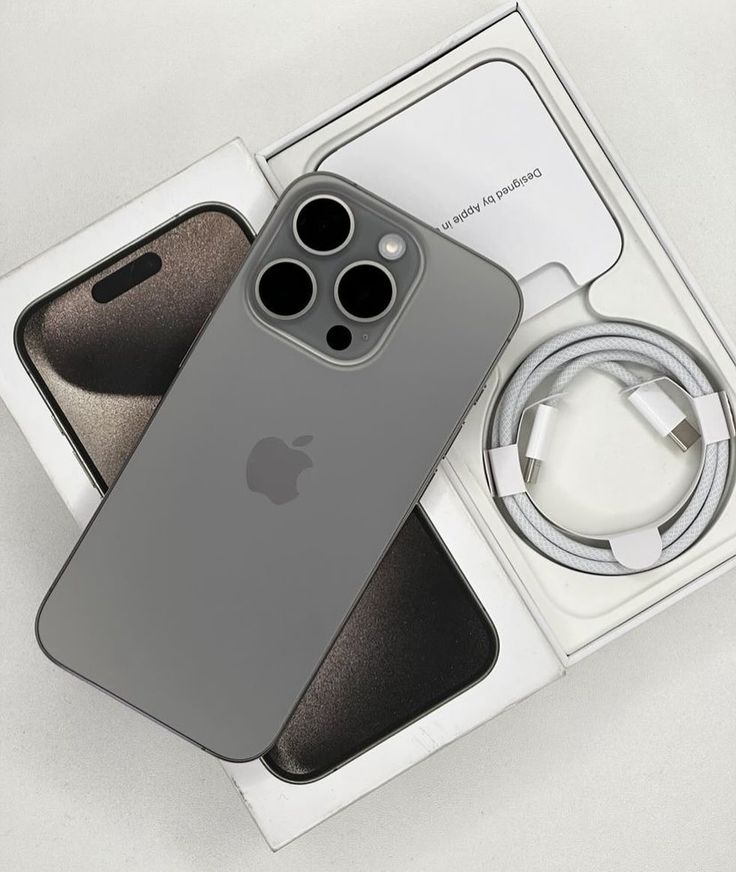 iPhone 15 Pro Max